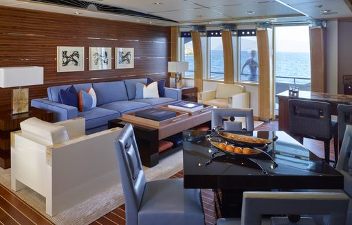 clubby skylounge on board superyacht ‘Victoria del Mar’ 
