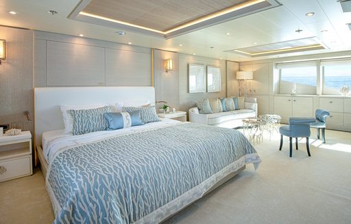 Master cabin on board charter yacht SPIRIT
