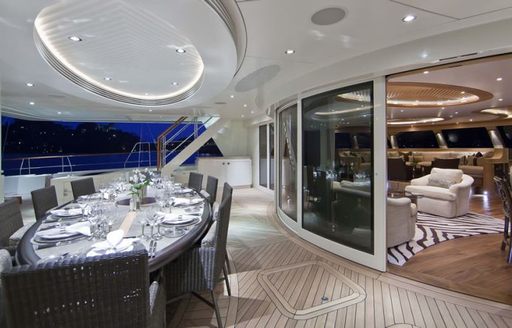 Al fresco dining table on luxury yacht HEMISPHERE