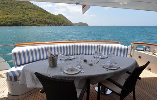 Dining aft main deck on Pida yacht