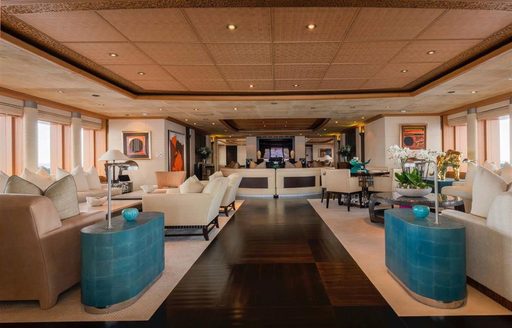 Large open planning lounge area on Superyacht SUNRAYS