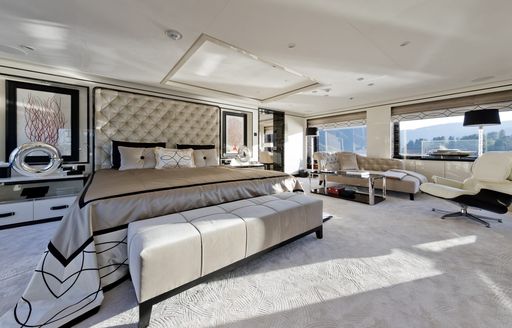 Overview of the master cabin onboard charter yacht AMIGOS