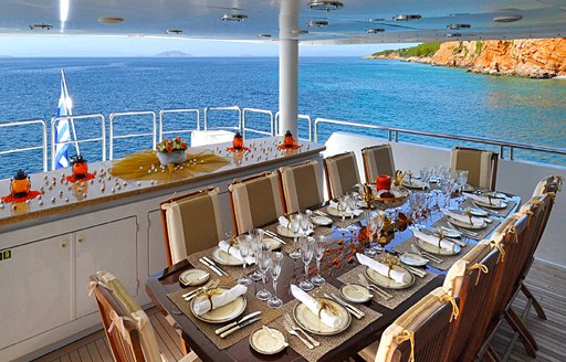 Al fresco dining on board superyacht 'Ionian Princess'