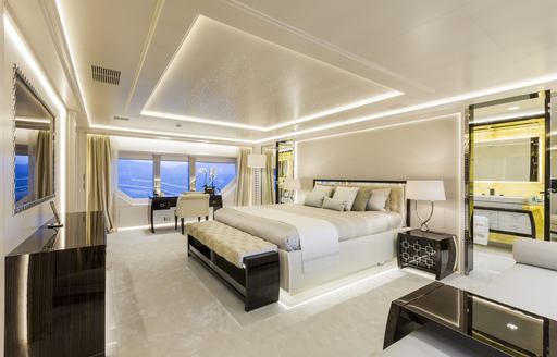 beautiful master suite on board luxury yacht ‘Polaris I’ 