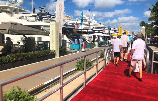 FLIBS people at the show