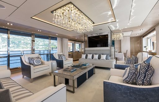 luxury main salon on board charter yacht THUMPER