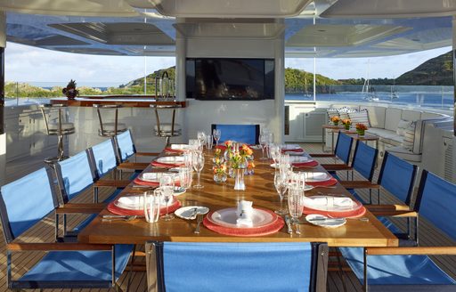 Alfresco dining aft deck on Victoria del Mar