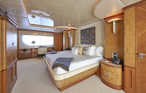 spacious master suite on board charter yacht KANALOA 