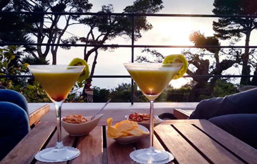 cocktails and snacks on the rooftop terrace at hotel L’Orsa Maggiore in Capri