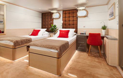 Twin cabin onboard private yacht charter QUEEN ELEGANZA