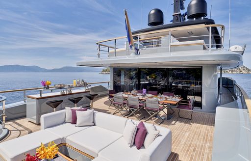 Overview of the aft upper deck onboard charter yacht PARA BELLUM