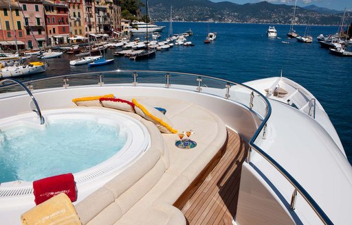 Hot tub and sun pads on luxury yacht GIGI