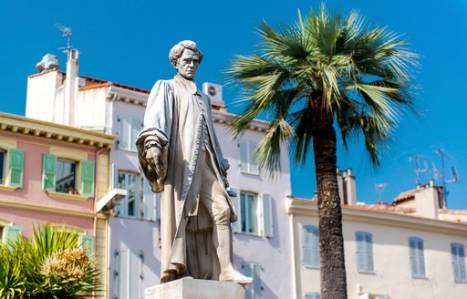Statue de Lord Brougham in Cannes