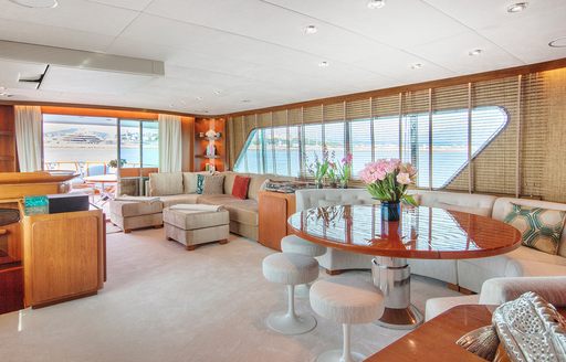 interiors yacht vespucci