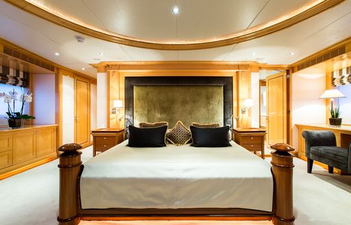 elegant master suite on board superyacht ‘Seven Sins’ 