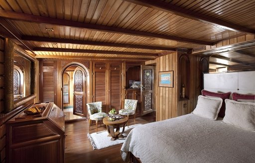 master suite on board classic yacht 'La Sultana'