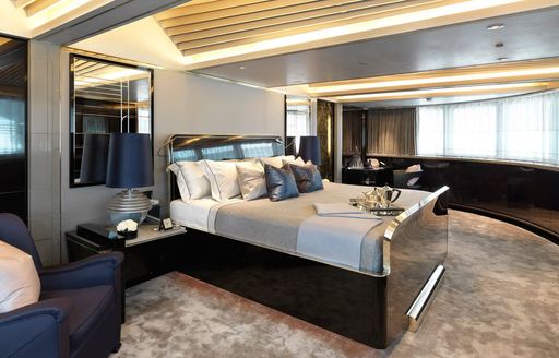 the spacious and luxurious master cabin in superyacht SEALYON with panoramic windows
