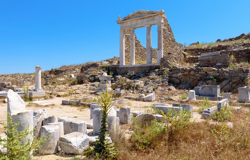 Town of Delos temple and ruins