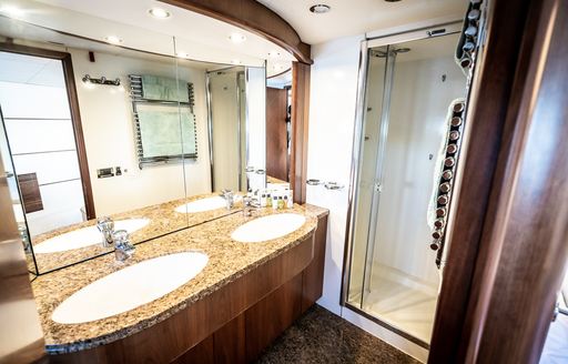 Master ensuite onboard charter yacht CHESS