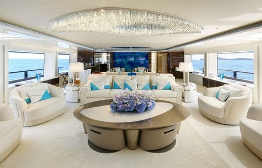 Lasy S luxury yacht main salon