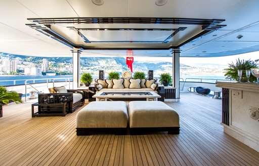Spacious main deck aft on board luxury yacht ‘Lioness V’ 