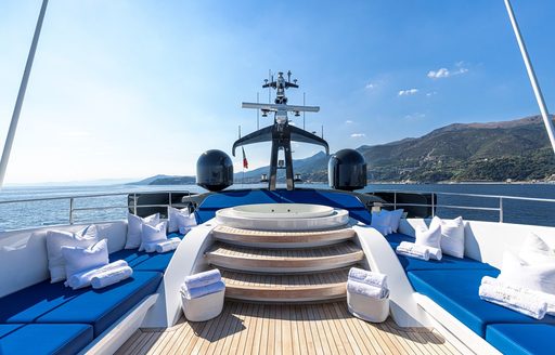 luxury catamaran yacht charter 