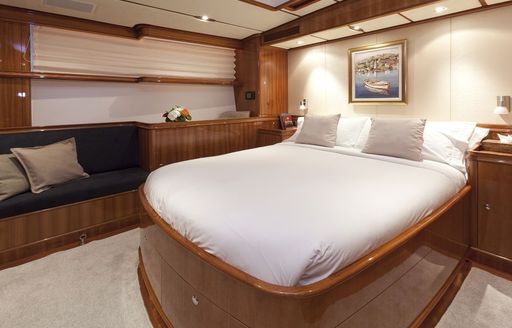 Sailing Yacht 'THIS IS US''s master suite