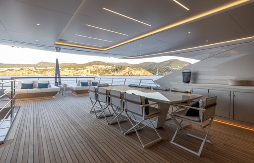Dining table on the aft deck of superyacht NO STRESS TWO.
