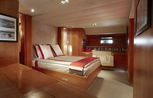 master suite lined with pear wood on board sailing yacht SILVERTIP