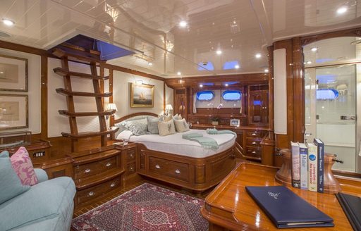The comfortable accommodation on board sailing yacht WHISPER