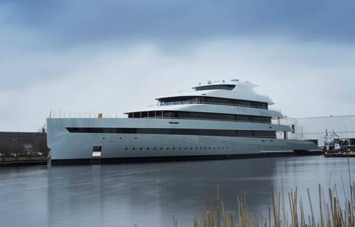 Superyacht SAVANNAH's exterior was designed by CG Design and Feadship
