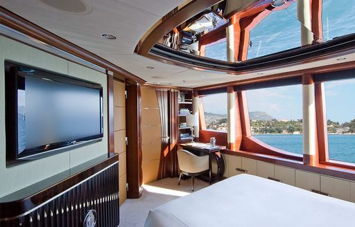 Cabin onboard charter yacht LATITUDE