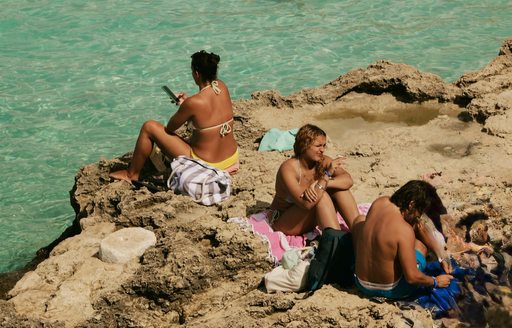 Malta - Blue Lagoon people swimming