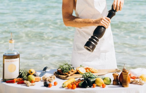 St Tropez - La Cabane Bambou chef food beach