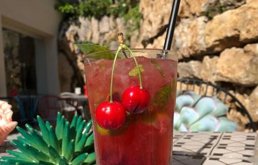 Luxury cocktail in Capri hotel L’Orsa Maggiore