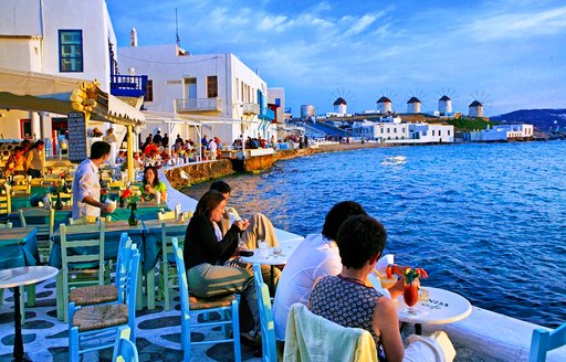 Seafront restaurants in Mykonos