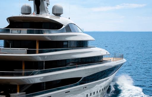Charter yacht NIXIE superstructure 