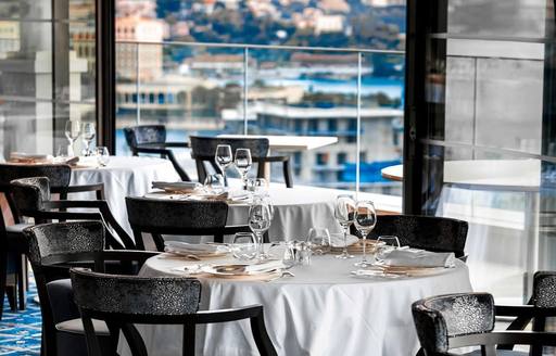 Monaco - Le Grill dining area