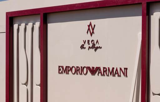 Vega La Plage Emporio Armani decor
