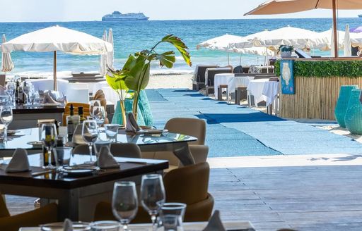 Ibiza - Tanit Beach Club beach dining area