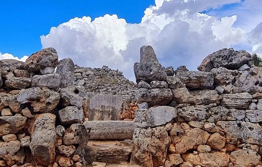 Torre d'en Galmés Menorca stones