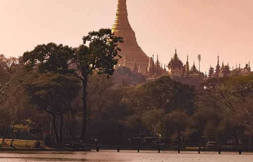 Myanmar - Shwedagon Pagoda water view