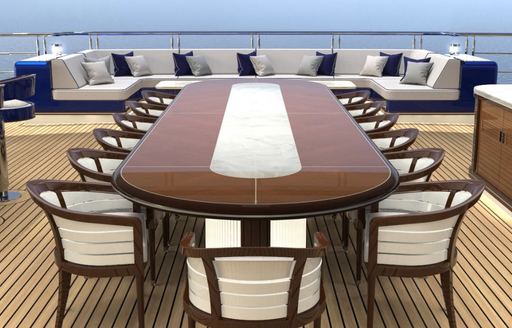 Charter yacht ANGELIQUE alfresco dining table