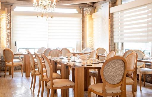 Sicily - La Capinera dining area