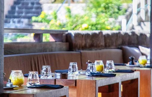 L’Isoletta St Barts outdoor dining area