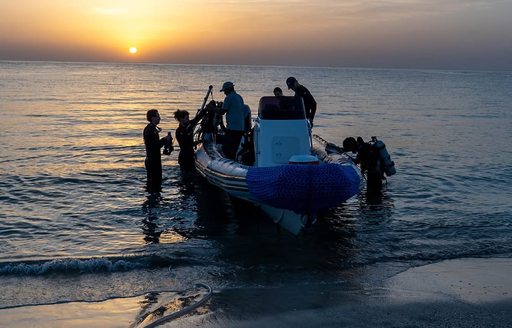 Red Sea - Abu Dabbab Beach speedboat