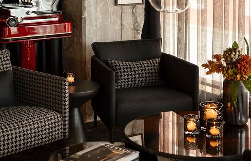 Norway - Re-naa lounge area