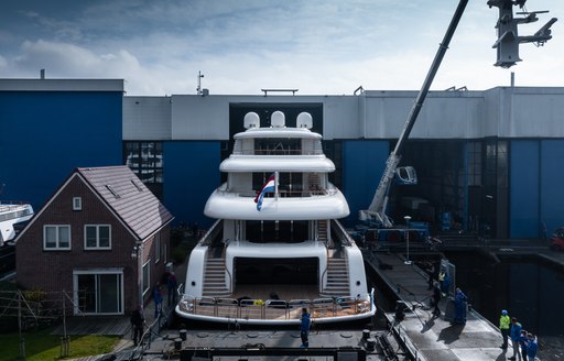 Feadship yacht 823