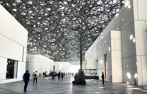 Louvre Abu Dhabi interior