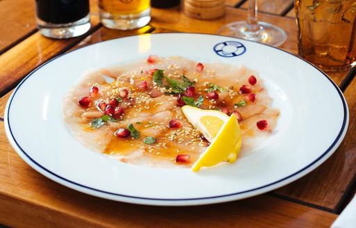 Premium cuisine with oils at Ruhl Plage